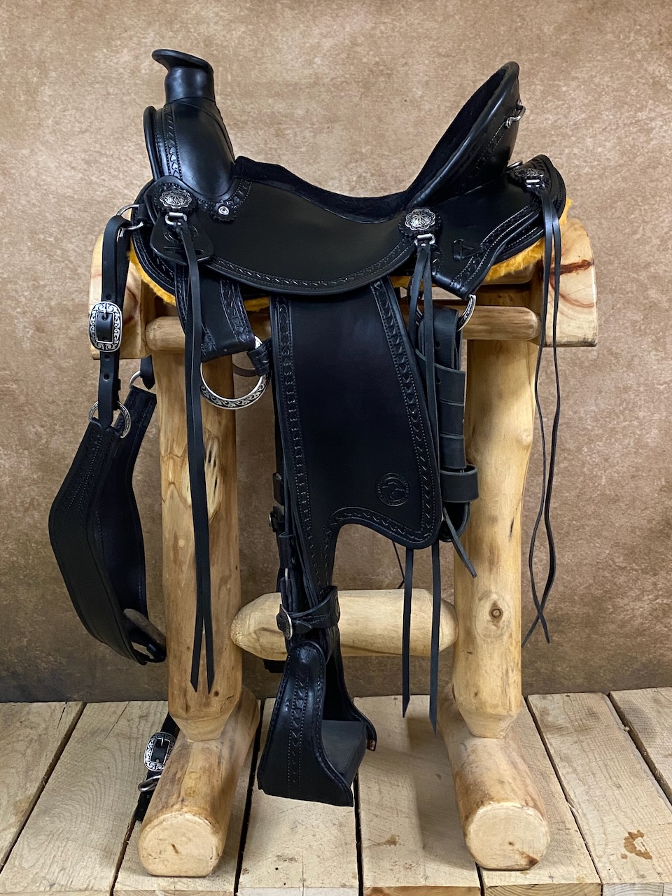 Lightly Used LT Bar Weatherly Wade