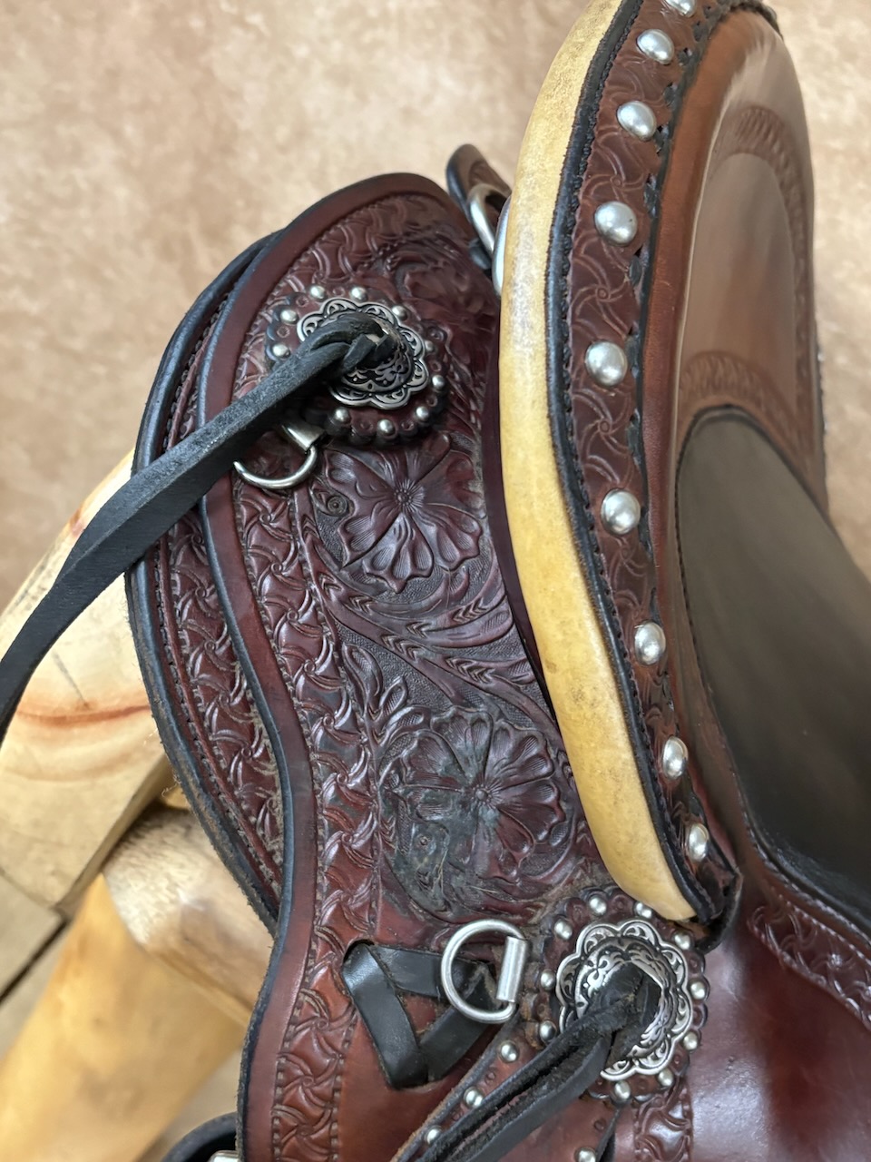 Used AW Bar Western All Around